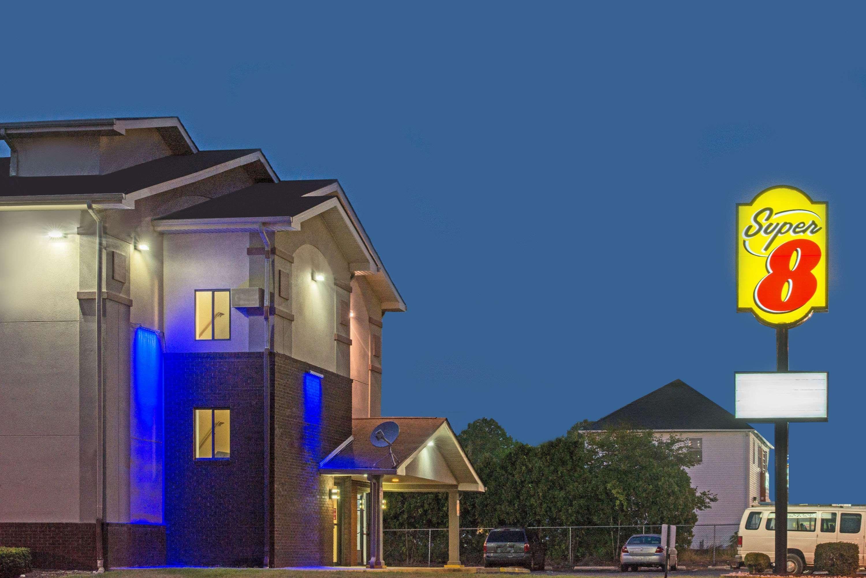 Hotel Super 8 By Wyndham Newcastle Zewnętrze zdjęcie